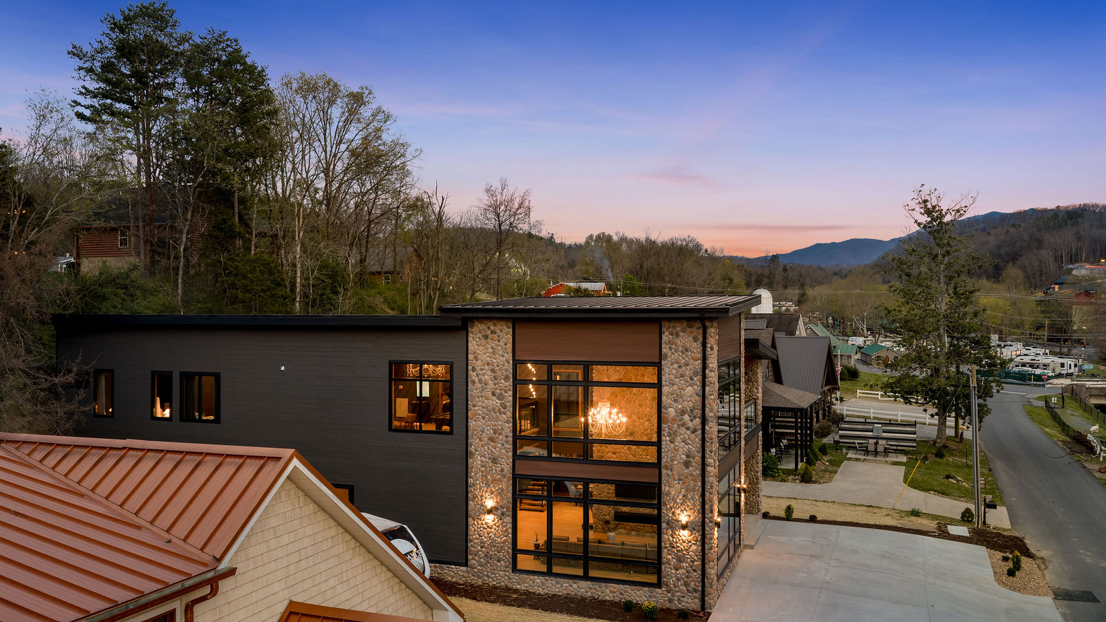 426 McMahan, Pigeon Forge TN