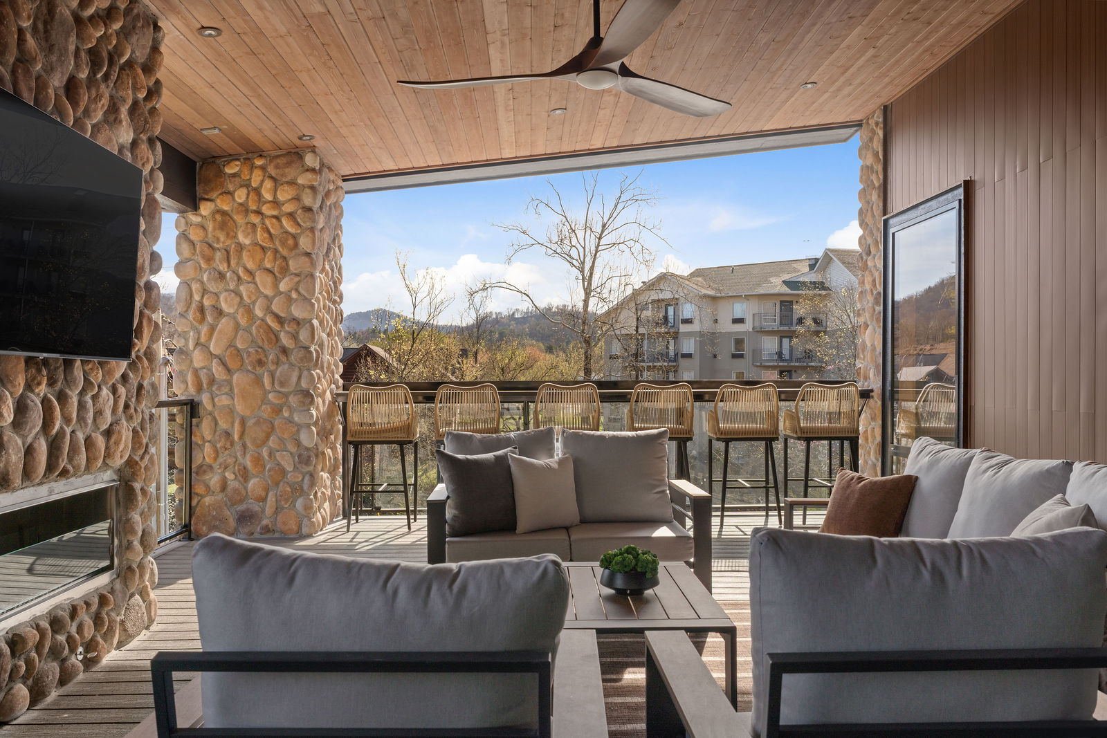 426 McMahan, Pigeon Forge TN
